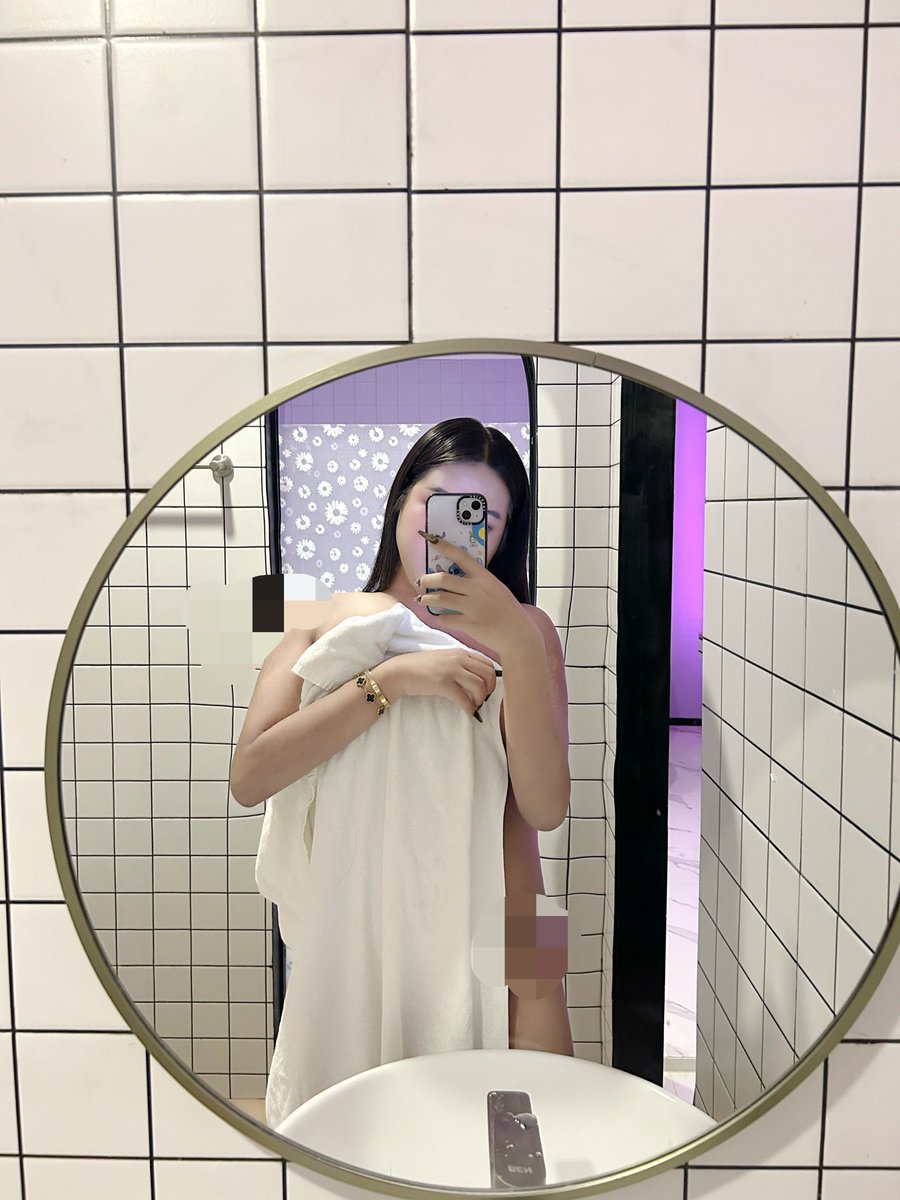 FilibertoB3qb5's tweet photo. เหงาๆสมุทรปราการ สำโรง #สมุทรปราการ #ปู่เจ้า #สำโรง #แบริ่ง #เทพารักษ์  #rtxxdm https://t.co/QeGVoJrVJv