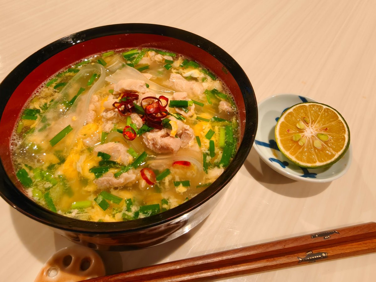 choppa55's tweet photo. [自炊]ニラ玉鶏そば
椎茸お出汁🍄‍🟫
さっぱりと美味し���😊 https://t.co/RuQVoFl7hE