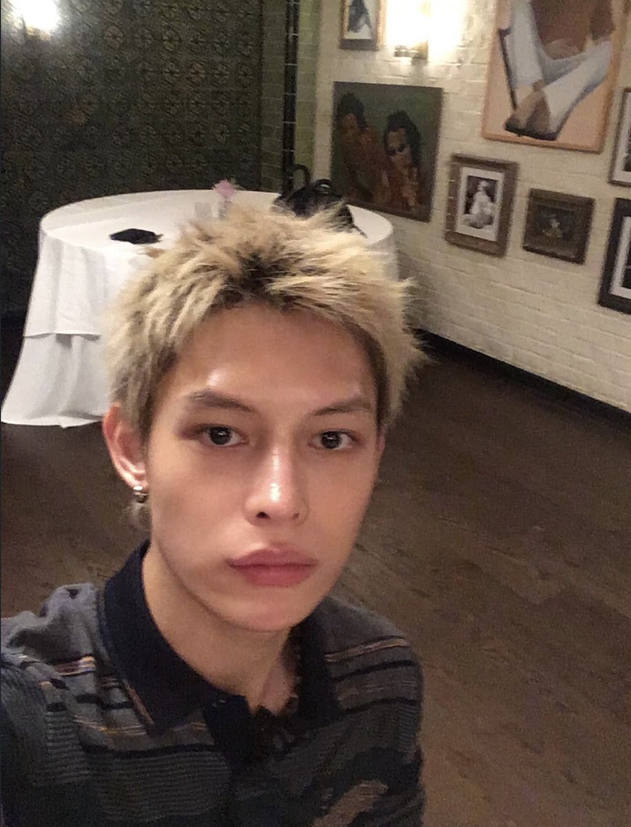 veozni's tweet photo. hi #stantwt #coertwt #kpoptwt 😊

hai i’m ven, lf interactive #moots ! ifb
- any prns , 16 , filo/eng
- cortis/twice main, all fandoms r welcome 🙏 
- sobrang cute at sobrang lambing 😏

♡︎ &amp; ⟳ to be moots 🫪 ‘di ako nangangagat 🥺
#anytwt #metwt #cortisph https://t.co/V4KJxXiK55