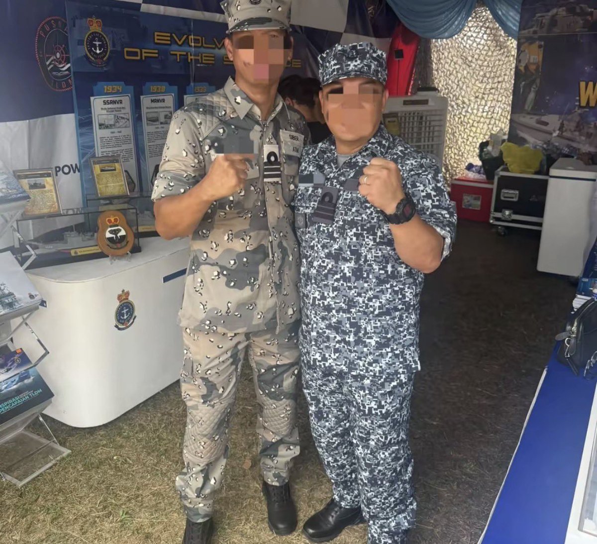 JohnMYSreview's tweet photo. What is interesting about the 93rd Malaysian Armed Forces Day, On the left is the uniform of the Cyber ​​Force, established as the fourth branch of the Malaysian Armed Forces, following the Malaysian Army, the Royal Malaysian Navy, and the Royal Malaysian Air Force https://t.co/ZRfLSsO2Yz