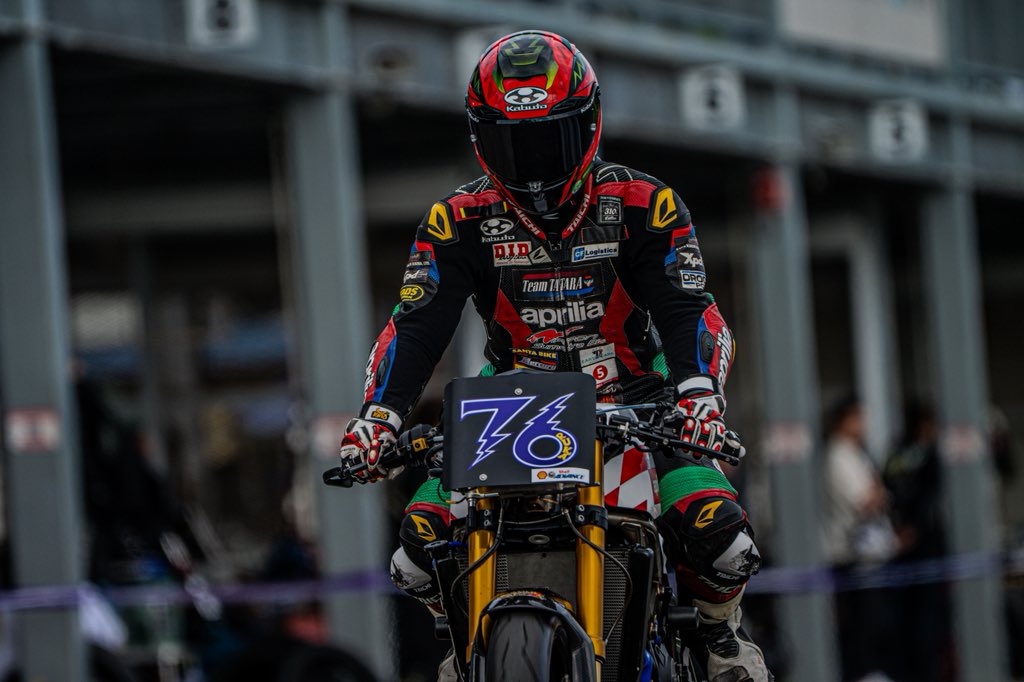 Ruka_and_Dan's tweet photo. ポールポジション&コースレコード
#kabuto #f17
#rsタイチ #xpd
#skmotorcyclephotoworks https://t.co/6EWKaNXaBP