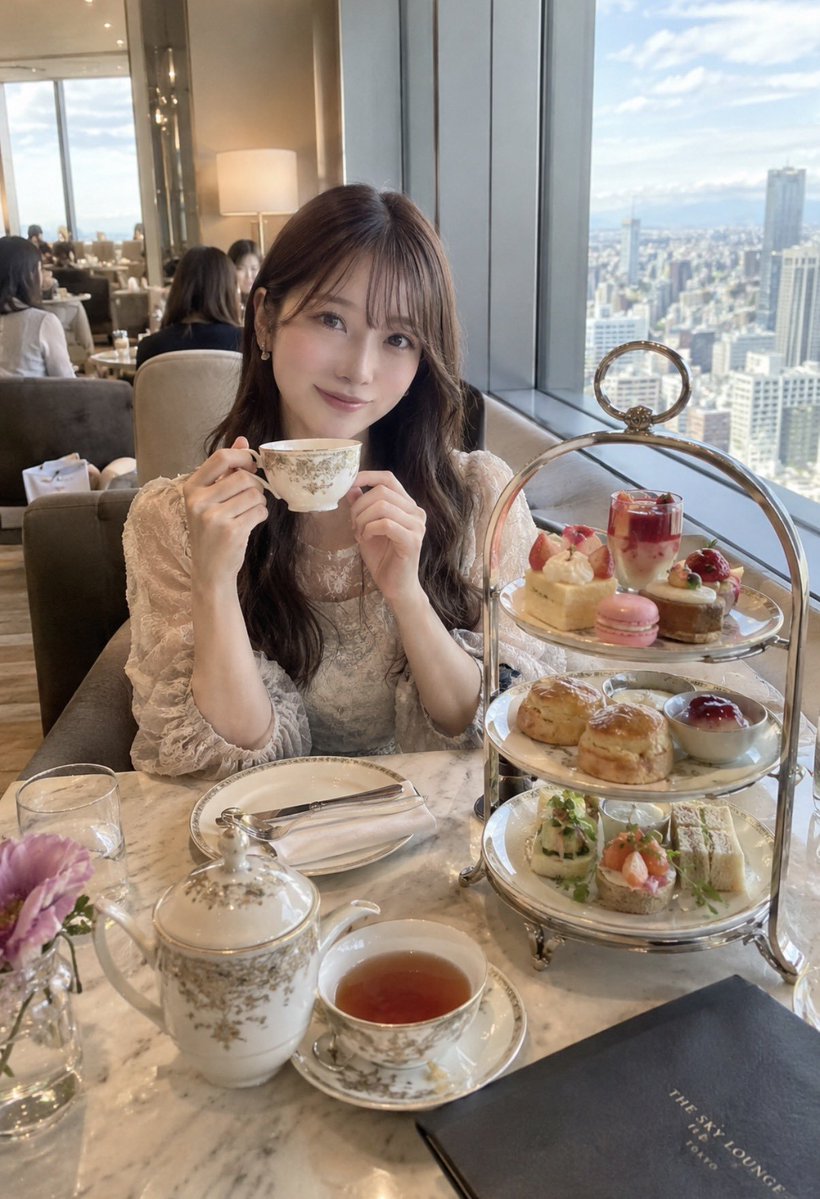 Noreen7kt6's tweet photo. Got them.

*First image:* A young woman with short dark hair and glasses, wearing a white t-shirt and light grey shorts, shopping in a Japanese convenience store. She's holdin

*Second image:* A young woman with long brown hair in a light lace dress, having afternoon tea in a hig https://t.co/Z1Rp1g1nYZ