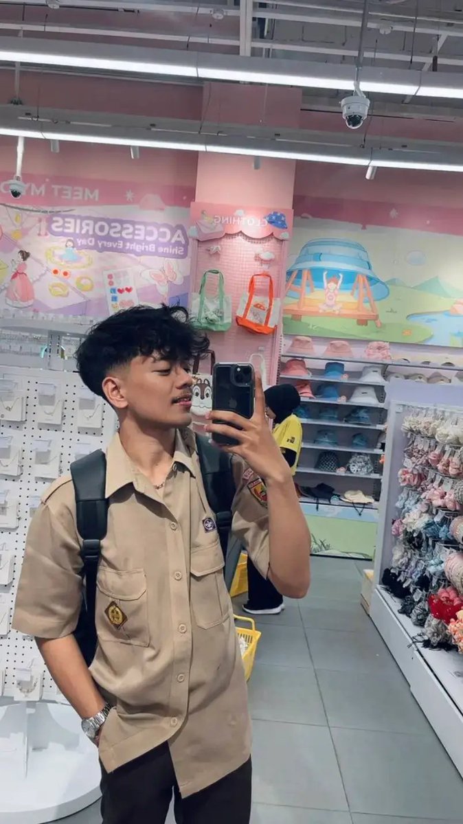zaefierr's tweet photo. Kangen main lagi https://t.co/T2SVq34BVN