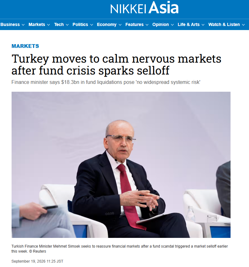 RusenPress's tweet photo. Türkiye'deki fon krizi dünya basınında yer almaya devam ediyor.

ABD'den sonra Asya piyasalarında da Türkiye haber oldu.

Türkiye Hazine ve Maliye Bakanı mehmet Şimşek, fonlara el koyarak sorunu çözdüğünü düşünüyor. 

Ancak binlerce küçük yatırımcının fonlarda birikiminin erimesine çare değil sadece finans piyasalarına çare oldu. cevabı ise fonlara girenler bunun risklerini bilerek girdiler oluyor. Ancak finans okur yazarlığı olmayan ve devletin izin verdiği fona parasını yatıran kişilerin ne günahı olabilir ki? 

İşin ilginç tarafı fonların yatırım yaptığı hisseler her gün düşüyor. Bu hisselere yatırım yapan küçük yatırımcı da hissesini satamıyor. Çünkü öncelik büyük yatırımcıda oluyor. Bu hisselerin sahipleri ise altlarında lüks arabalarla gezmeye devam ediyor. Kendi hissesine bile sahip çıkmıyor. Binlerce küçük yatırımcı şimdi çocuklarına yedirmeyip sisteme güvenip yatırdığı parayı kaybetmeyi sadece izliyor. 

Devlet, yasalarda ve kanunda yazılı olanları yerine getirerek görevini yaptığını düşünüyor. Ancak kanunlara ve yasalara uygun yatırım yapanların birikimlerini kaybetmesine şimdilik kulak tıkıyor. 

Şimdi şu soruyu sormalı?

Kanunlara uygun dişinden artırdığı paraları hisselere ve fonlara yatırım yapanlar mı suçlu yoksa bunların büyümesine neden olan veya bu şirketleri onaylayarak bu sisteme izin verenler mi suçlu? 

Işık Ökte:   

“40 senelik borsa tarihimizin en kritik dönemlerinden birisi yaşanıyor...  Fonlarda parası sıkışan, kredi kartını ödeyemeyen, çocuğunun okul taksidini ödeyemeyen dostlarım var... Dualarım sizlerle, emin olun buna...”

@memetsimsek 
@spkgovtr 
@TezmenEmre