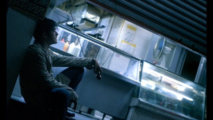 Gibboanxious's tweet photo. Chungking Express (1994) 

dir. Wong Kar-wai https://t.co/J1M4v6DIRg