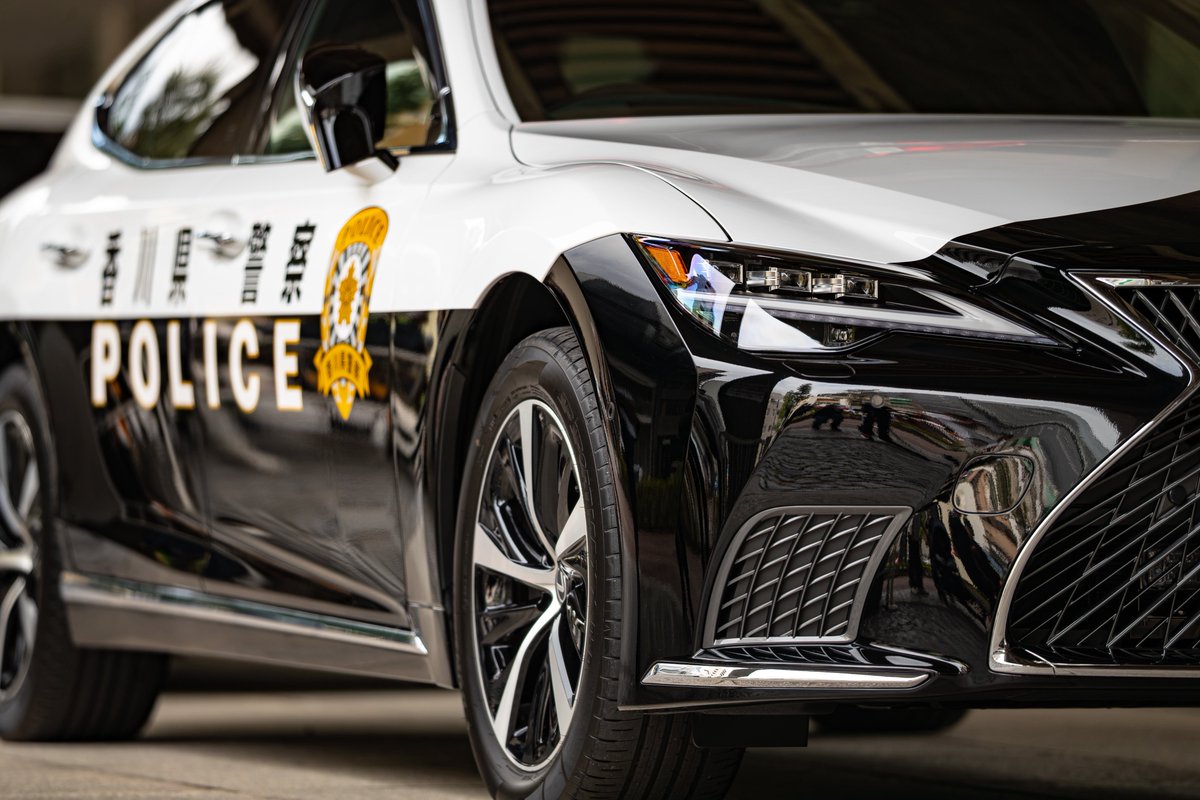 HRT_MIU_110's tweet photo. 香川県警察
LEXUS LS500h AWD
9/18に開催された寄贈式にて https://t.co/wbWXf8XyOZ