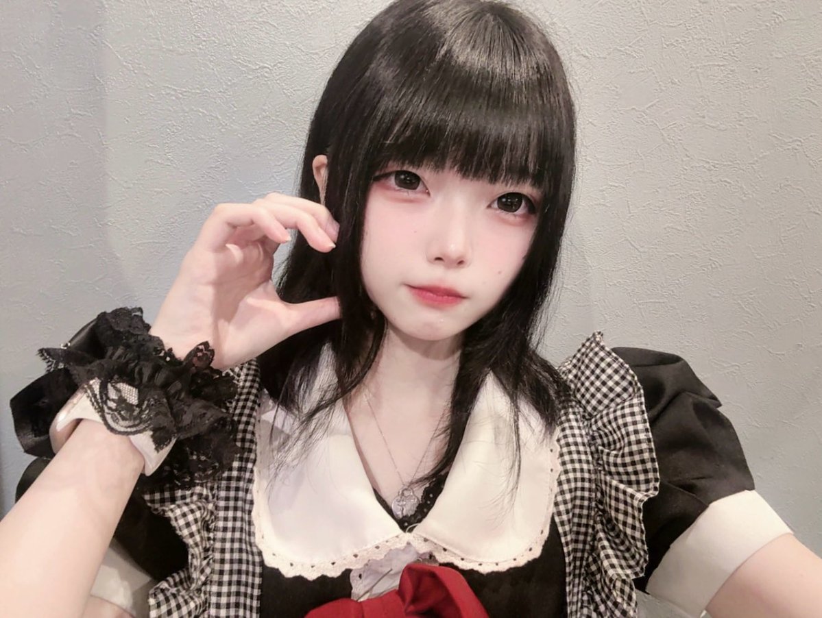 dd_Meruchan's tweet photo. 卒業式です🌸
たくさんの方に会えますように🫶
 #Dドール https://t.co/F7GnAt5Vyr