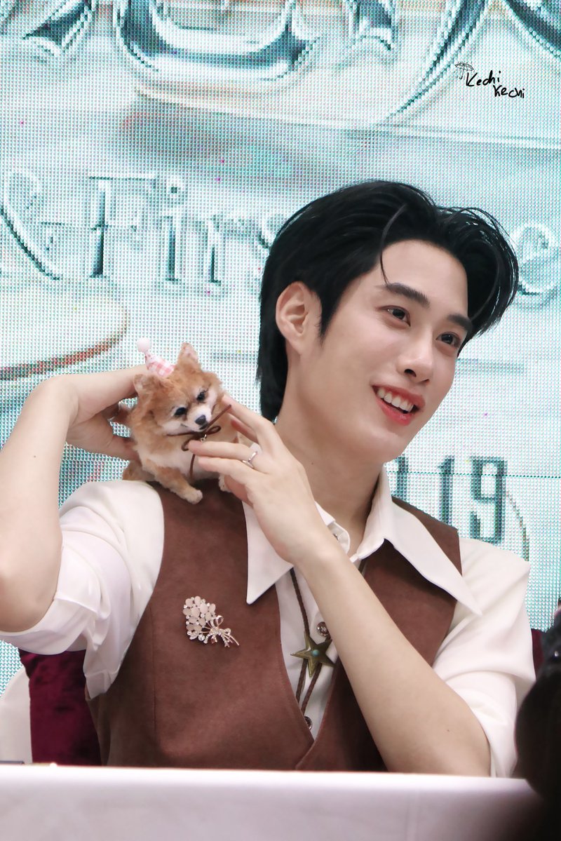 kechiverse's tweet photo. บะหมี่ 🐶🤏

#TLE_mtm https://t.co/lRhaSVp3gt