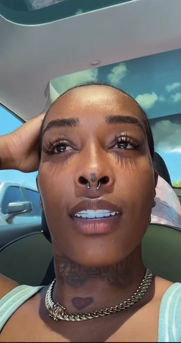 IExpose3bonys's tweet photo. Naww shawty bad asf I would definitely nut in her than dip 🏃🏽‍♂️(dm me for socials) #ebony #breedingmaterial #repost #viral https://t.co/MyLdhzc6mw