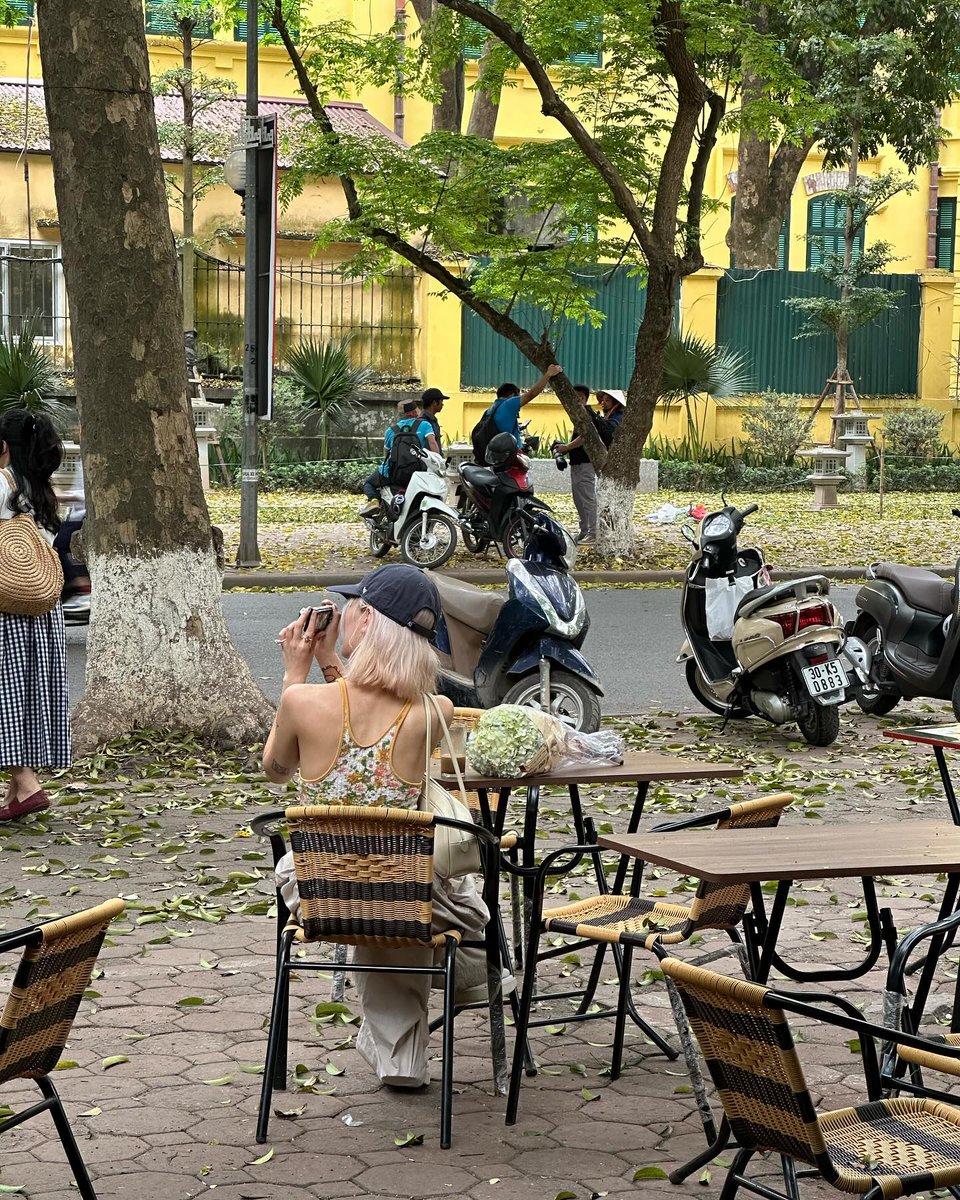saahvr35's tweet photo. Hi friend! 🌈 Today is a great day because your journey matters—keep walking, keep growing. 🌻
vpBPs https://t.co/2JQc91oC8k