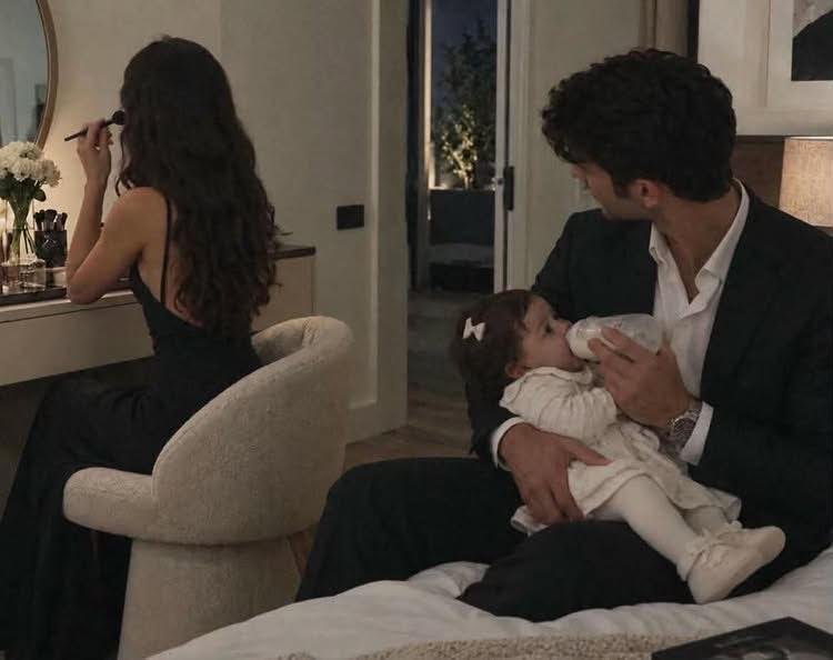 anlatmakzorseni's tweet photo. İlerde biz hazırlanırken şahsi oğlanımızla bebemiz https://t.co/Uy3PhR2d9s