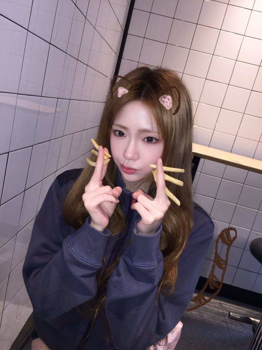 cheatttw's tweet photo. 🫪 https://t.co/y8cr8esvb1