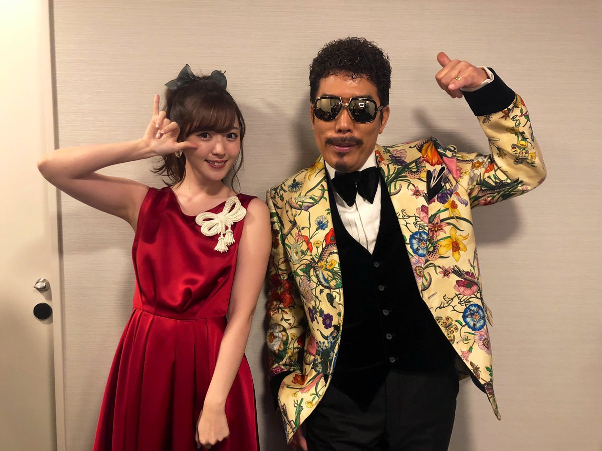 airimania_info's tweet photo. DADDY! DADDY! DO!がリリースされた頃は、愛理ちゃんがソロデビューしてからまだ2年も経ってなかったんだよね。こうして2人が並んでる写真を見比べると、今の愛理ちゃんがすごく自信に満ちて見えて、なんだか胸が熱くなる🥲鈴木雅之さんの言葉や存在もきっと大きな力になってたんだろうな😭 https://t.co/DyeYOiaN87