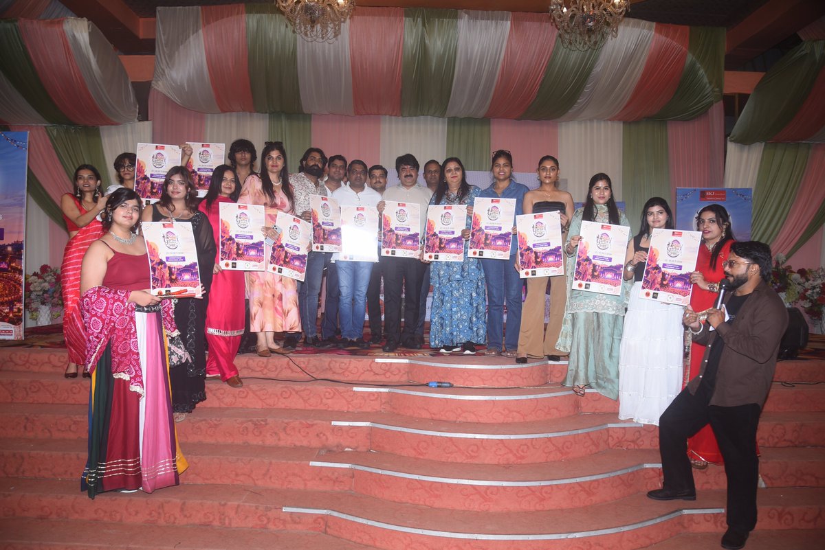 imKpProductions's tweet photo. The pre launch event and press conference of Garba Dandiya Utsav 2026 organized by Dazzle events was held at Raj Aangan Resort, Jaipur. Organizers unveiled the event poster in the presence of industry experts
.
.
.
#garbadandiyautsav2026 #garba #dandiya #festival #kpproductions https://t.co/aJgkgSYOA8