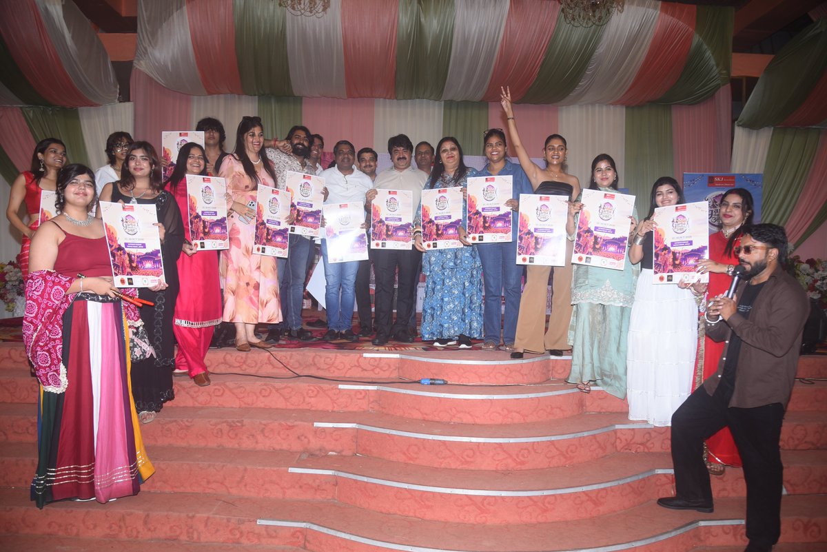 imKpProductions's tweet photo. The pre launch event and press conference of Garba Dandiya Utsav 2026 organized by Dazzle events was held at Raj Aangan Resort, Jaipur. Organizers unveiled the event poster in the presence of industry experts
.
.
.
#garbadandiyautsav2026 #garba #dandiya #festival #kpproductions https://t.co/aJgkgSYOA8