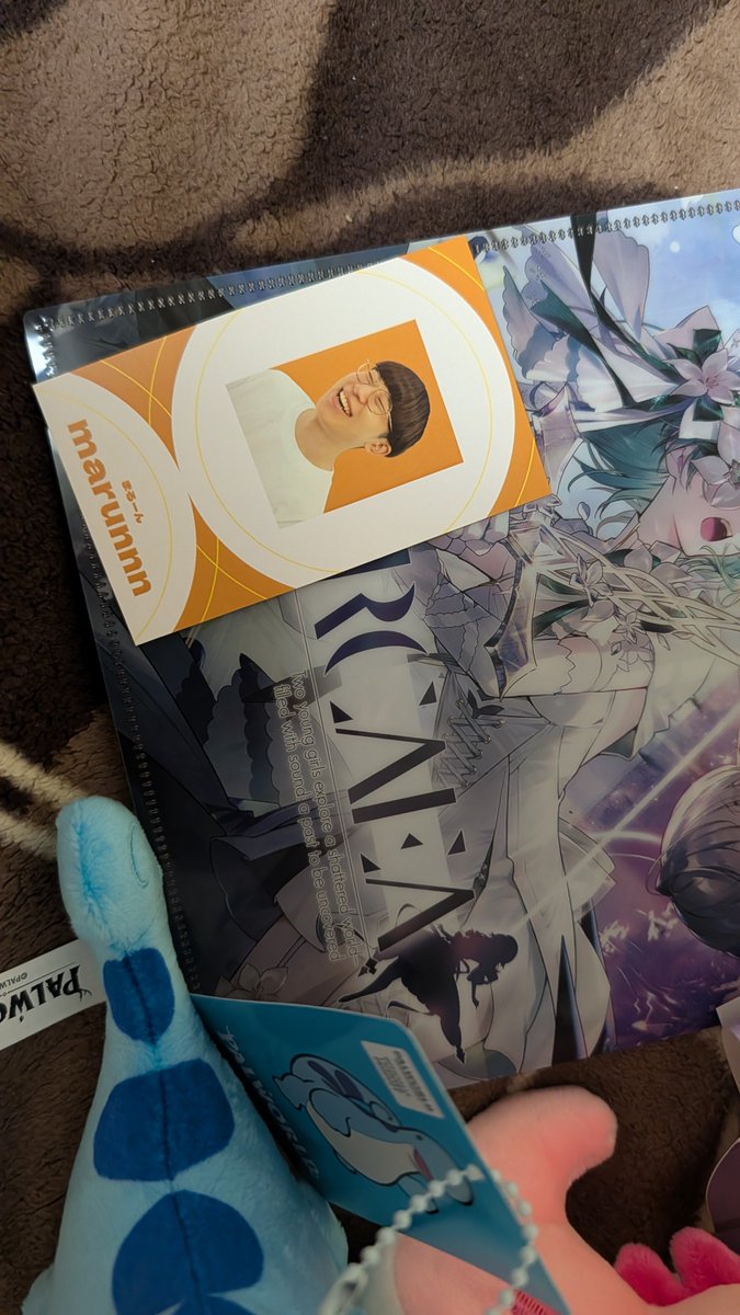 yuuka_toram's tweet photo. 東京ゲームショーめっちゃ色々まわった！
今日の戦利品もいっぱい！⸜(*˙꒳˙*)⸝
あとまるーんさんにも会えたし写真も撮ってもらったし名刺も貰えた😭 https://t.co/e77ADdBHjj