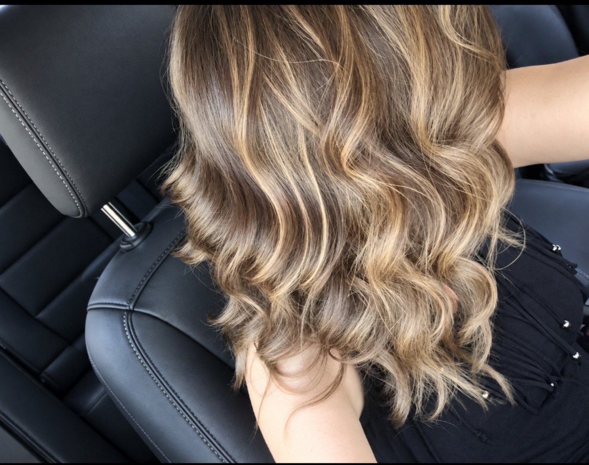 TabooLovers's tweet photo. Esto ya es otra cosa, lo que me gusta ir a la peluquería...! Preparada, lista, ya para un finde golfo... Te vienes? https://t.co/TBXGj2g29F