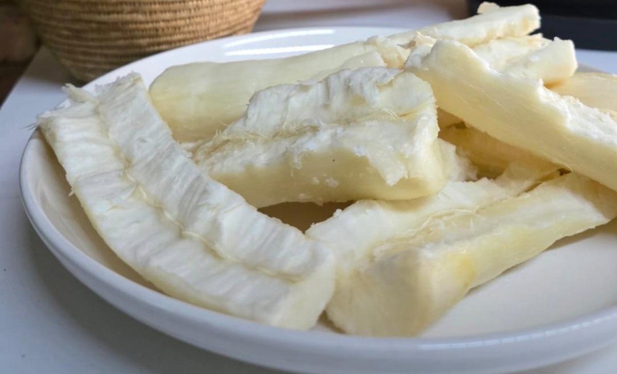 Steven_nuwatah's tweet photo. What do you call cassava in your native language? https://t.co/AZkUvw3i7K