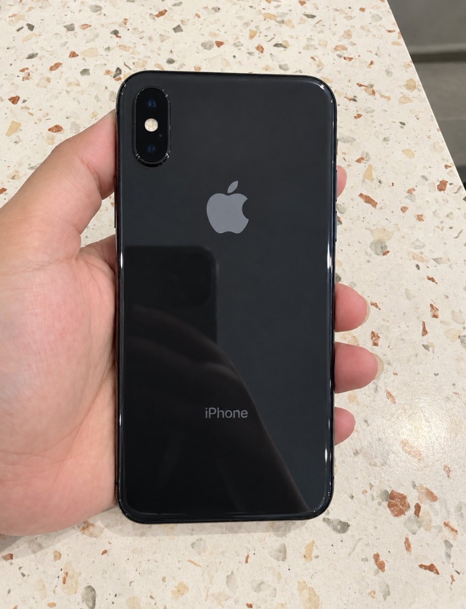 Buterrcream's tweet photo. akhirnya nemu toko iphone second yang trusted banget! https://t.co/9Rm4yj1xEf