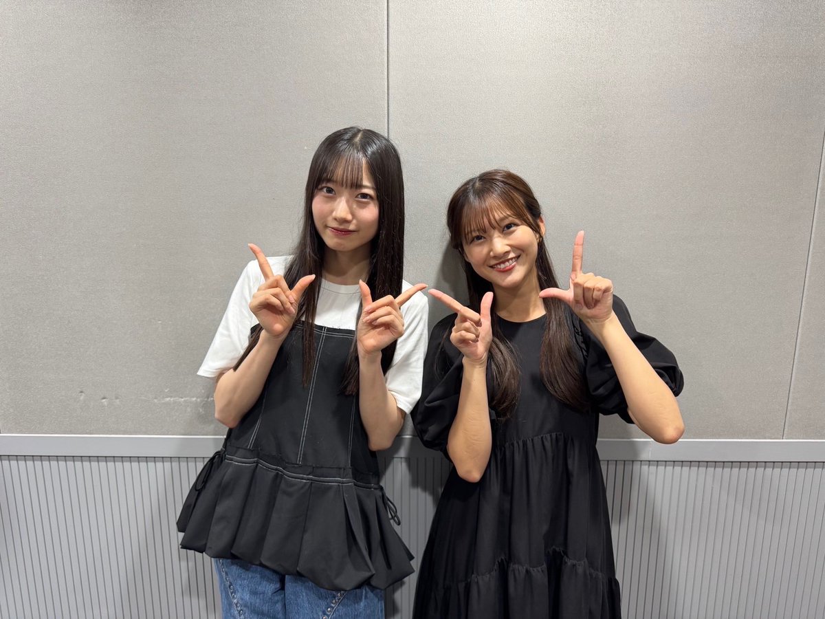 BOKUAOofficial's tweet photo. ＼レギュラーラジオ情報📻／

#早﨑すずき 🔔 出演✨

本日22:00〜⏰
#ニッポン放送ラジオ📻
#僕が見たかった青空 #君と奏でるラジオ

先週に引き続き #原田葵 さんゲスト会です！

ぜひお聞きください👂🏻

【radiko】
https://t.co/eBjU9R9v2m

📩 bokuao@1242.com

@bokuao_kanaradi

#僕青ラジオ
#僕が見たかった青空 #僕青
