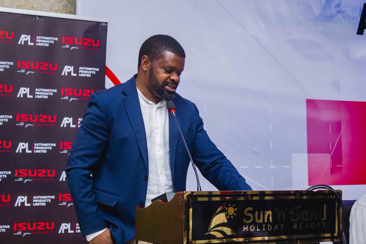 MACRAMALAWI's tweet photo. Malawi Communications Regulatory Authority (MACRA) Director General Dr Mayamiko Nkoloma has called for stronger collaboration among government institutions through interconnected digital systems to accelerate the country’s development towards Malawi 2063.

#MACRA
#261TollFree https://t.co/PeB69yuLSL