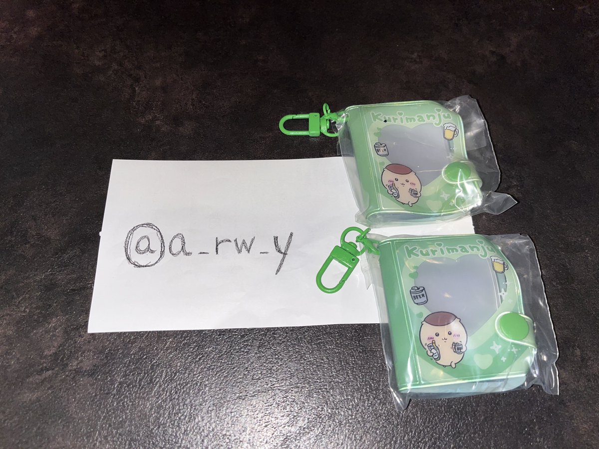 a_rw_y's tweet photo. 【交換】
ちいかわ ミニコレクトブックキーホルダー①
譲：くりまんじゅう
求：ちいかわ、ハチワレ

都内手渡し優先　
郵送も可

検索からでもお気軽にお声がけください🙇🏻‍♀️ https://t.co/yAVbdZ8vOl
