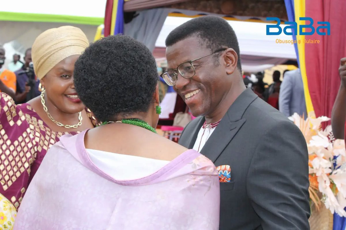 877babafm's tweet photo. Ku lwa @BugandaKingdom_, Owek Katikkiro @cpmayiga aliwo era omukolo ali kugwota buliro.
#Amatwiikira #KyabazingaAt12
#Babafmupdates https://t.co/IOUjpKAyVY