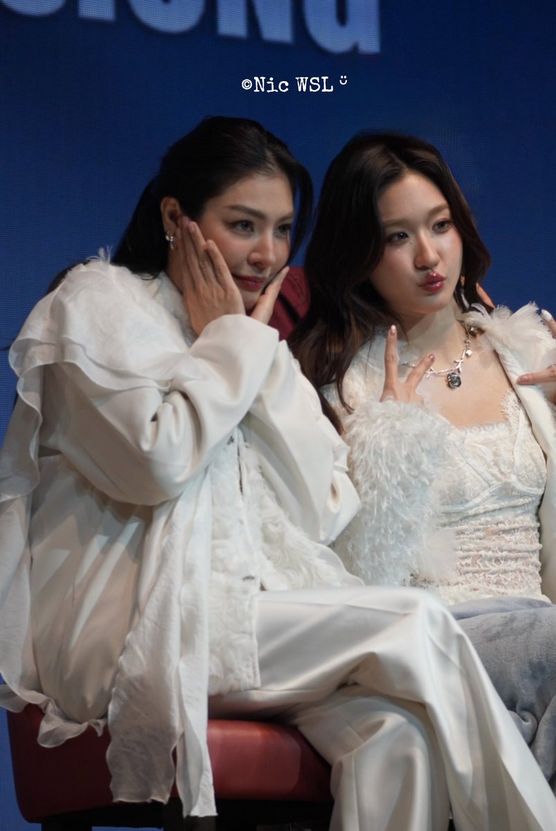 Nic__WSL's tweet photo. Angel 👼 

FAYEATOM KAOHSIUNG FANMEET
#FayeAtomFMinKaohsiung
#FayePeraya #FayeAtom #AtomPariya https://t.co/okpAGfW5nf