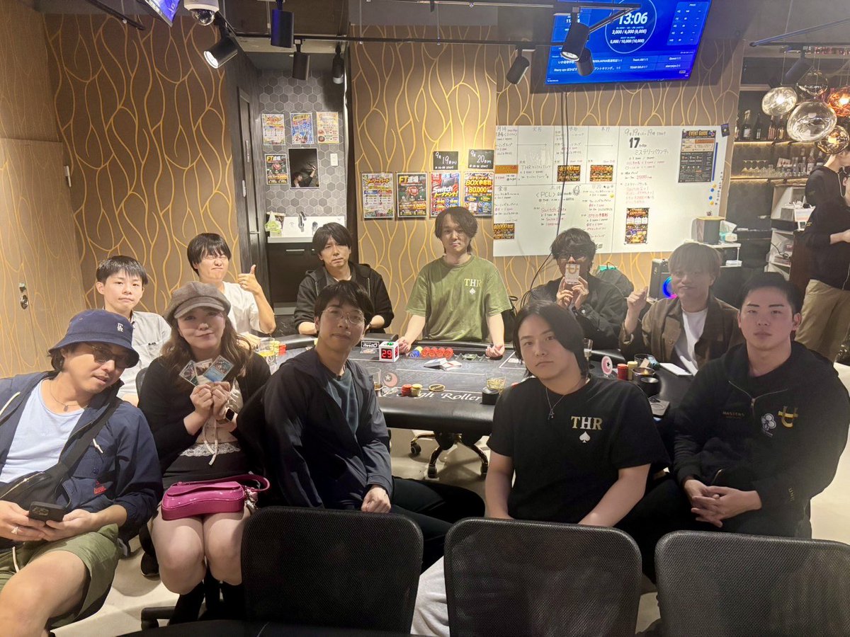 pcl_poker's tweet photo. 🔥PCL 第2節 FINAL TABLE🔥
⠀
FT進出者が決定！！
⠀
1.あおい【TEAM AKI】105,000点
2.ゆーり【starry eye ぽかぱす】118,000点
3.りょーへー【TEAM GOJI】102,000点
4.ゆーさく【いか高等学校】120,000点
5.ヤナ【starry eye】67,000点 https://t.co/3nFBAeRFHI