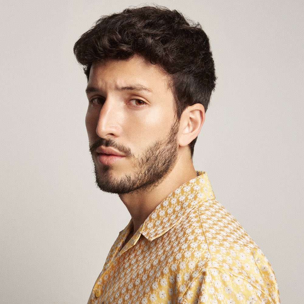 Top50Oficial's tweet photo. TOP 50 SUMMER BATTLES 2026

SEBASTIAN YATRA, clasificado para la FINAL. 🏝️ 

— Empieza a votar hoy a las 18h aquí: https://t.co/FJS70Uqu78 https://t.co/6DqCiSbmLU