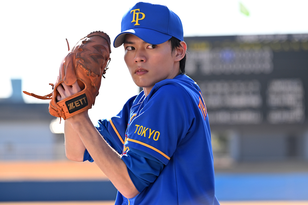 BANGER_JP's tweet photo. 身体障害者野球とは？
東京に初めて結成された身体障害者野球チーム「東京ブルーサンダース」創設の実話を映画化した感動の物語。

相葉雅紀主演『4 アウト ─もう一度、プレイボール─』11月6日（金）公開 https://t.co/zw7EEMG4bl