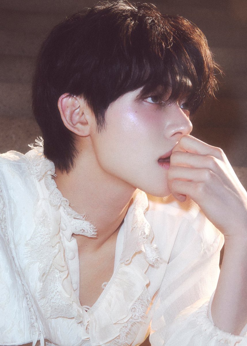 jju_ny_zzn's tweet photo. 난 사실 최연준은 옆모습이 찐 이라고 생각함 https://t.co/Jz3szNRu8s