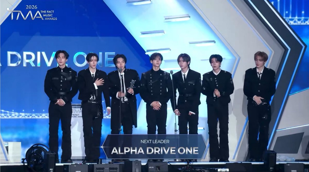 2027TMA's tweet photo. 2026 The Fact Music Awards "Next Leader" winners:

#ALPHADRIVEONE
#CORTIS https://t.co/GXn85D6CB3