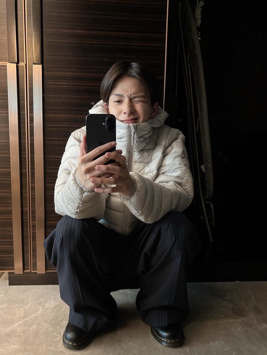 ash_03n's tweet photo. ほんとにほんとに愛おしいよ😭
付き合ってる記憶ある😭 https://t.co/HOcwbMU9IL
