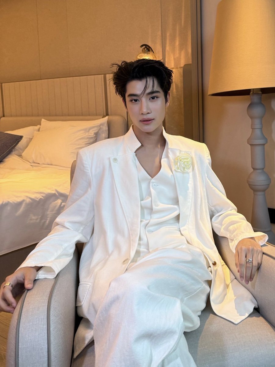ArunRungTH's tweet photo. สาดไปครับสมาชิก เฮียต๋ามาแล้วน้อนๆ 

#OngsaFansigninShanghai
#ongsacelcius https://t.co/V1bK9pGzug