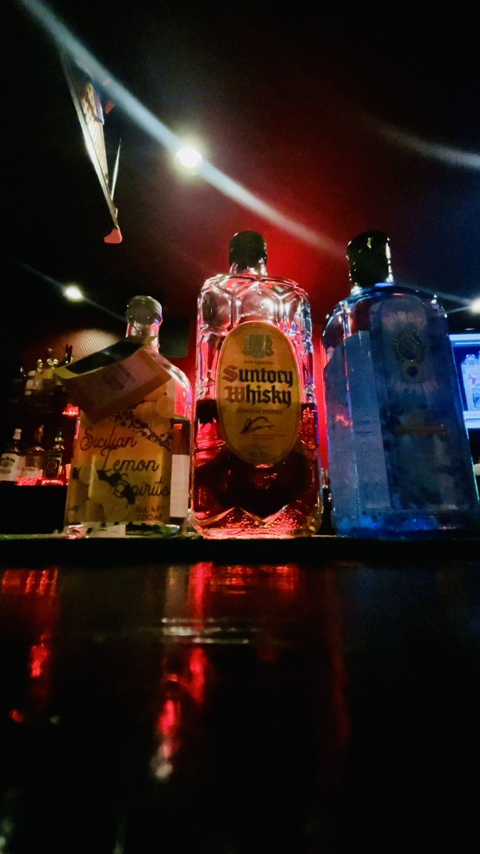 BarZERO69's tweet photo. 今夜もお待ちしております!
#西新宿 #NishiShinjuku #BAR #ZERO #ミュージックバー #カジュアル #1人飲み #テーブル席あり #NoCharge #ノーチャージ https://t.co/XcN5KXDQQ4