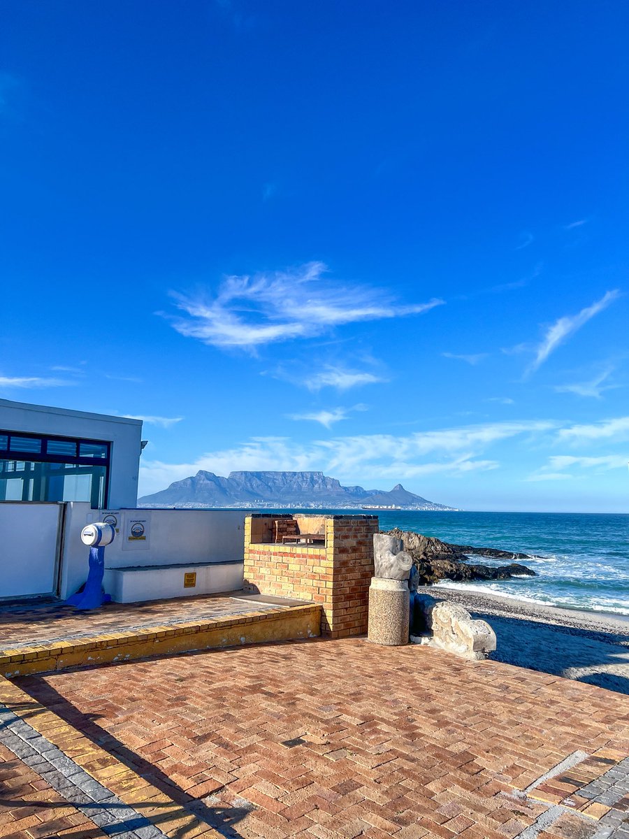 CPTtwins's tweet photo. Happy Saturday everyone 💙

#lovecapetown #capetown https://t.co/cOsj1u65ay