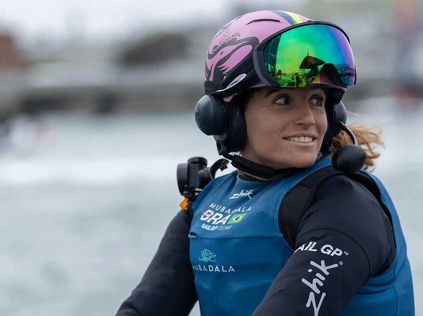 AfloatMagazine's tweet photo. Martine Grael Steps In for US SailGP Team as Geneva Final Race Tightens https://t.co/nLUkfLeHUw #SailGP #MartineGrael #Sailing #LakeGeneva #OlympicChampion https://t.co/y6BcQPAN8M