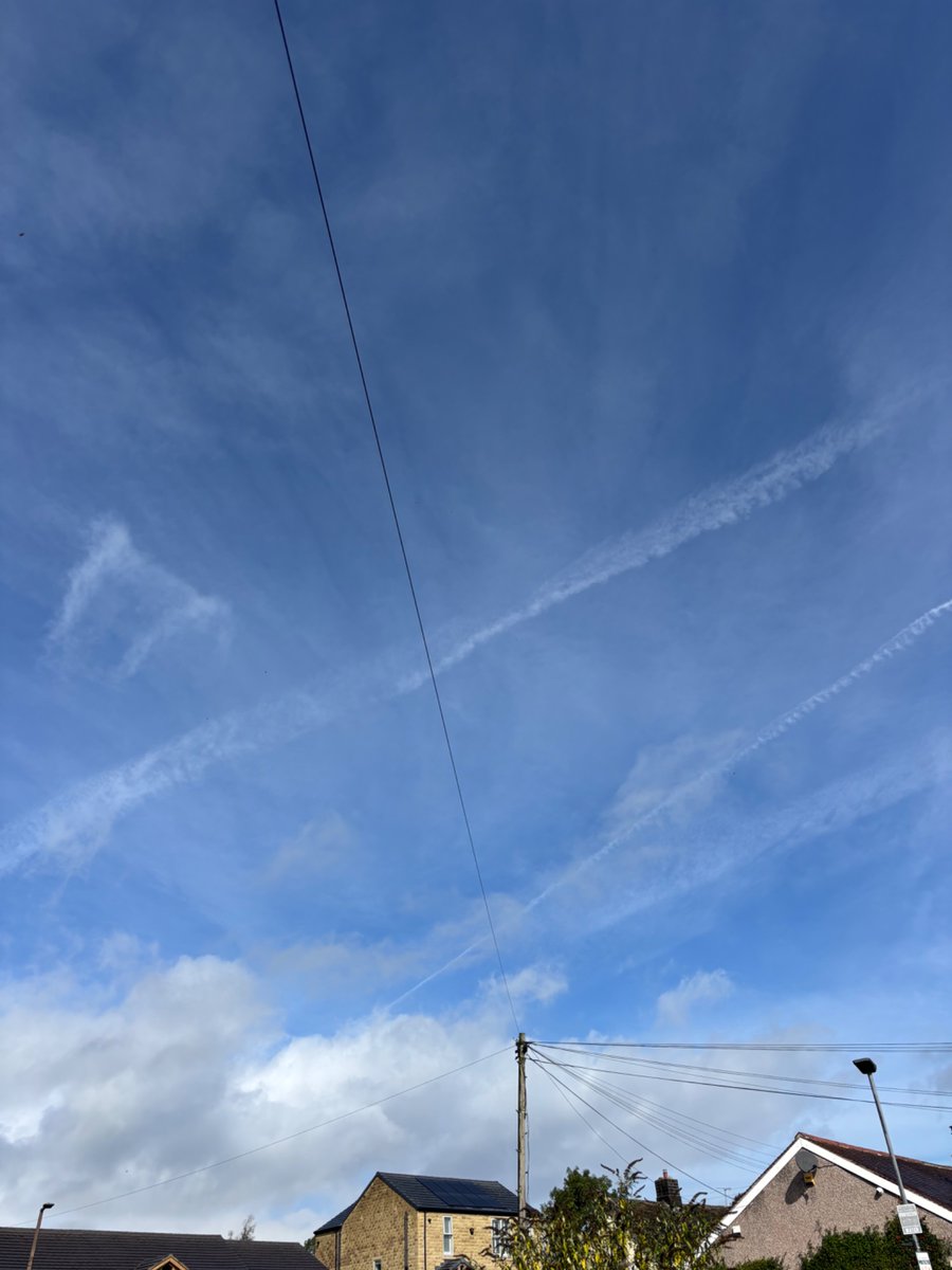 scam_demic's tweet photo. That’s what geo engineering looks like.
If you think these are just jet condensation trails then you really are a fuck wit of the highest order.
#GeoEngineering
#chemtrails
#CloudSeeding
#CrimesAgainstHumanity
#ClimateScam
#WeatherModification https://t.co/Xs8wKWGQlB