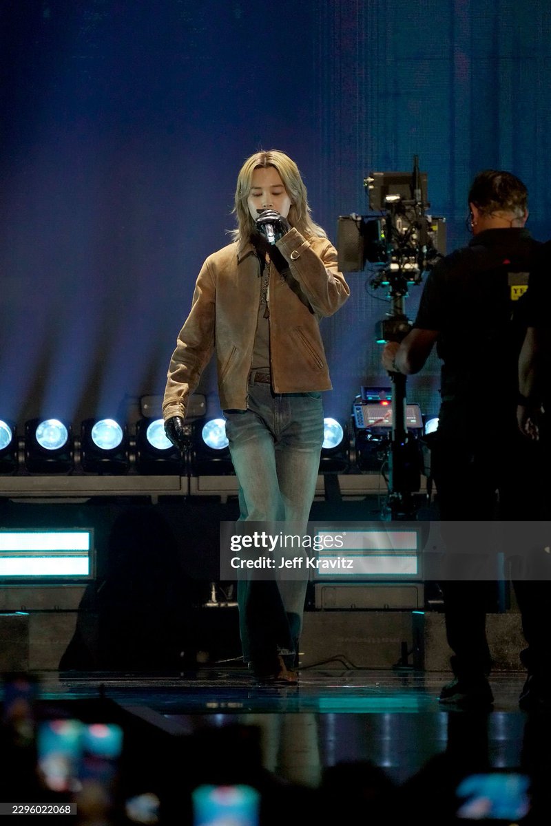 miniecherie's tweet photo. JIMIN FOR GETTY IS ACTUAL CINEMA https://t.co/zgz5EK3RkR