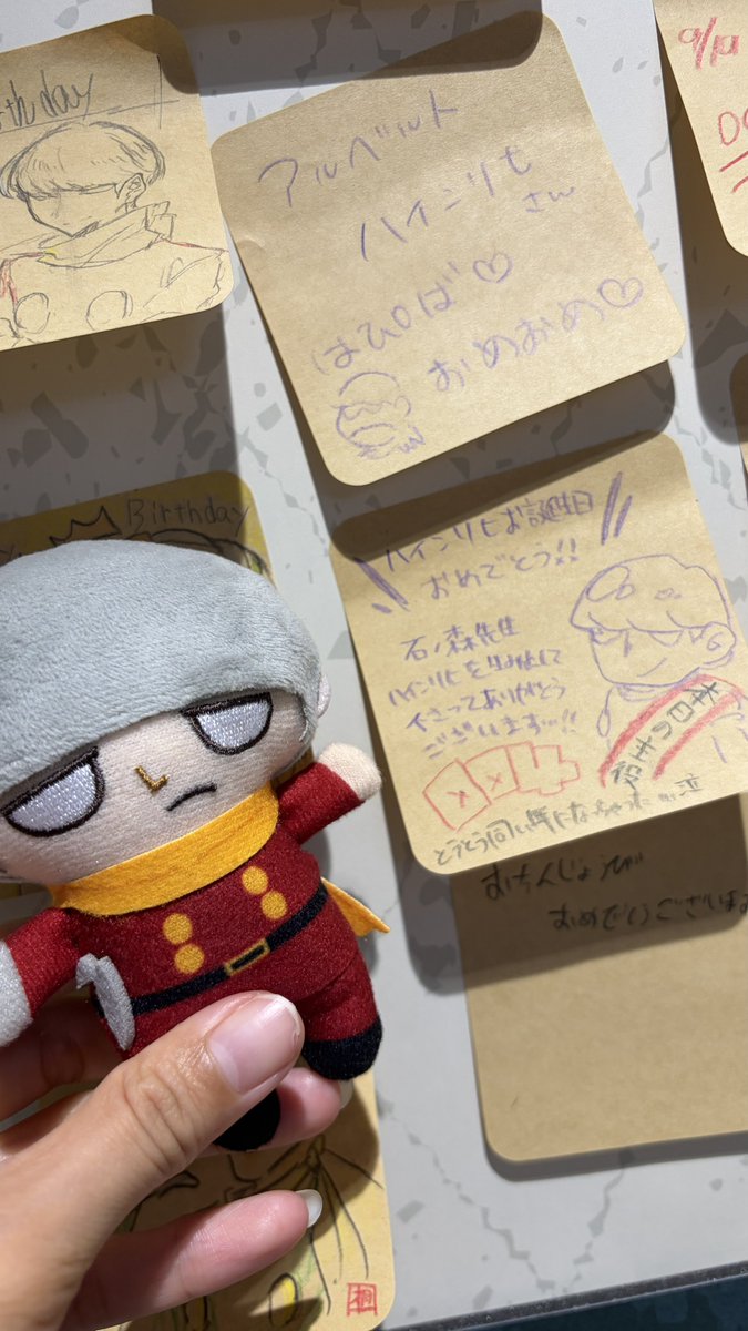 t_a_f_m's tweet photo. リヒの誕生日お祝いしてきた〜！
残念ながらバースデードリンクは売り切れ😢
みんなからのメッセージも愛が溢れてたけど館内のお祝いステッカーからもスタッフさんの愛が感じられて最高だった！
ハインリヒお誕生日おめでとうー！
#004生誕祭2026
#アルベルト・ハインリヒ生誕祭2026 https://t.co/GnLPCM0x8L