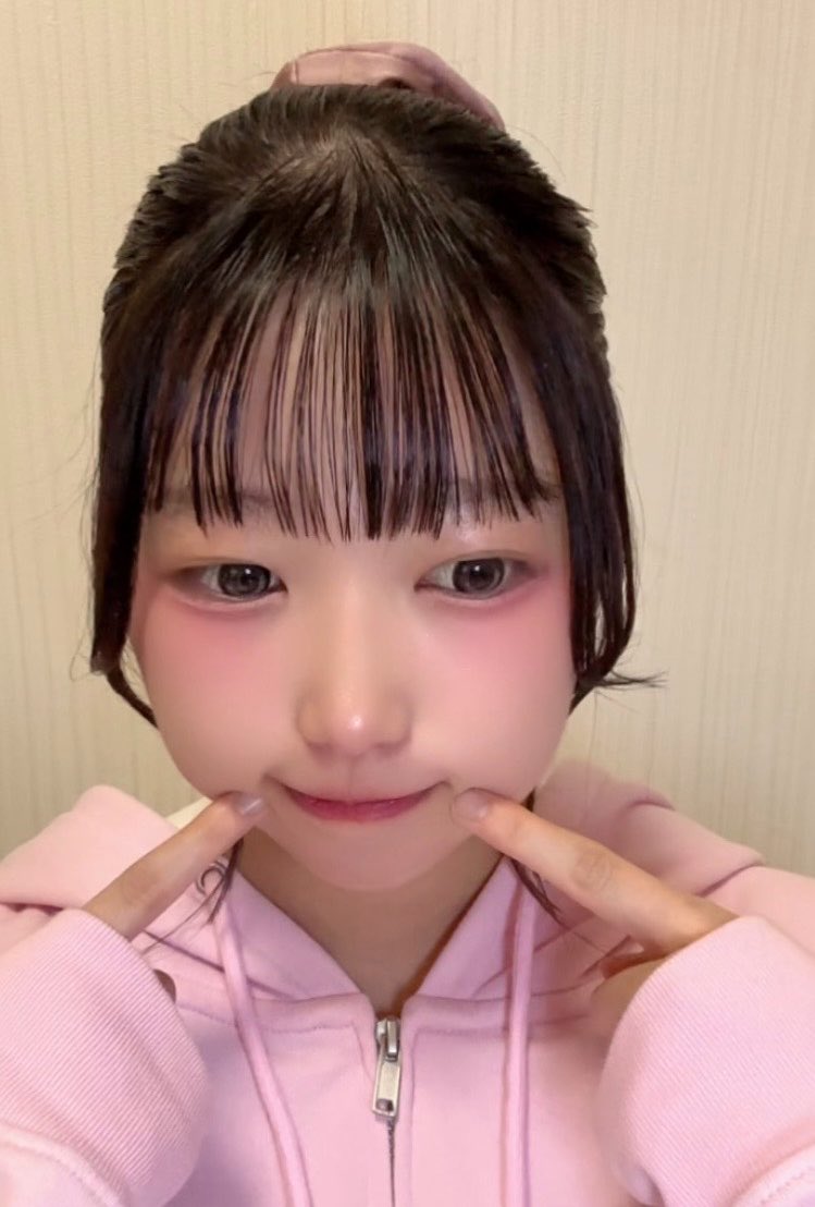 anri_04_22's tweet photo. 💗🎀🌷
 #BitStarNext  #アイドル研究生 https://t.co/hfonz6uHgX
