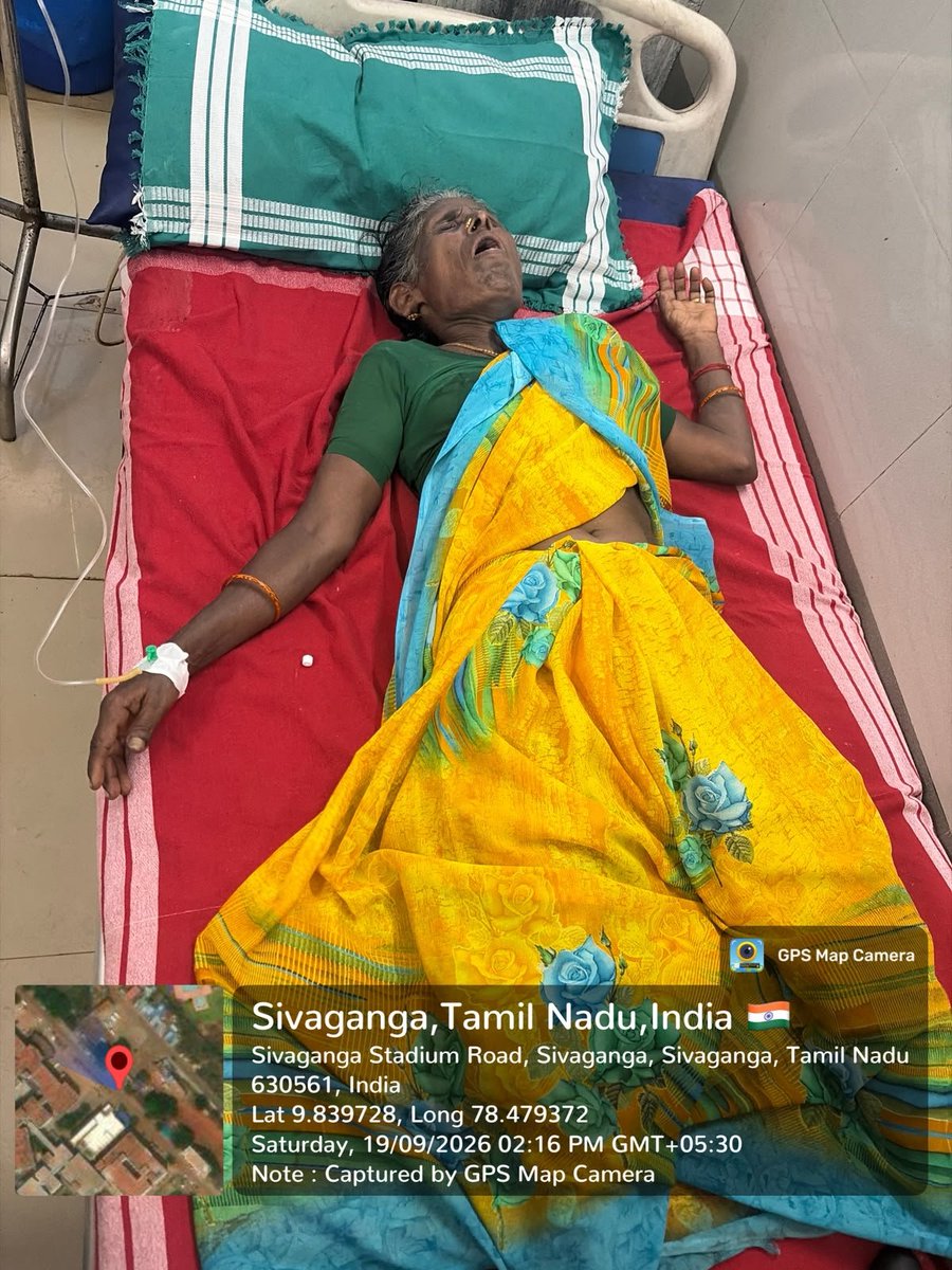 KanimozhiDMK's tweet photo. தமிழ்நாட்டில் தினமும் தொடரும் கொலைகளைத் தடுக்க வக்கற்ற தவெக அரசு, கொலைகளுக்கு நீதி கேட்டுப் பாதிக்கப்பட்டவர்கள் போராடினால் அவர்களை ஒடுக்கி கைது செய்வது கண்டனத்திற்குரியது.

நேற்றைய தினம் மதுரையில்  மாணவர் தமிழ்ச்செல்வன் மரணத்திற்கு உரிய நீதி கேட்டுப் போராடியவர்களைக் கடுமையாகத் தாக்கிக் கைது செய்துள்ளது. இன்று சிவகங்கையில் இரட்டைக் கொலை செய்யப்பட்டவர்களுக்கு நீதி கேட்டுப் போராடியவர்கள் மீதும் தாக்குதல் நடத்திக் கைது செய்திருக்கிறது.

குற்றவாளிகளை ஒடுக்கச் சொன்னால், குற்றத்தால் பாதிக்கப்பட்டவர்களை ஒடுக்குவதையே முழுநேர வேலையாக வைத்திருக்கிறதா இந்தத் திறனற்ற அரசு?