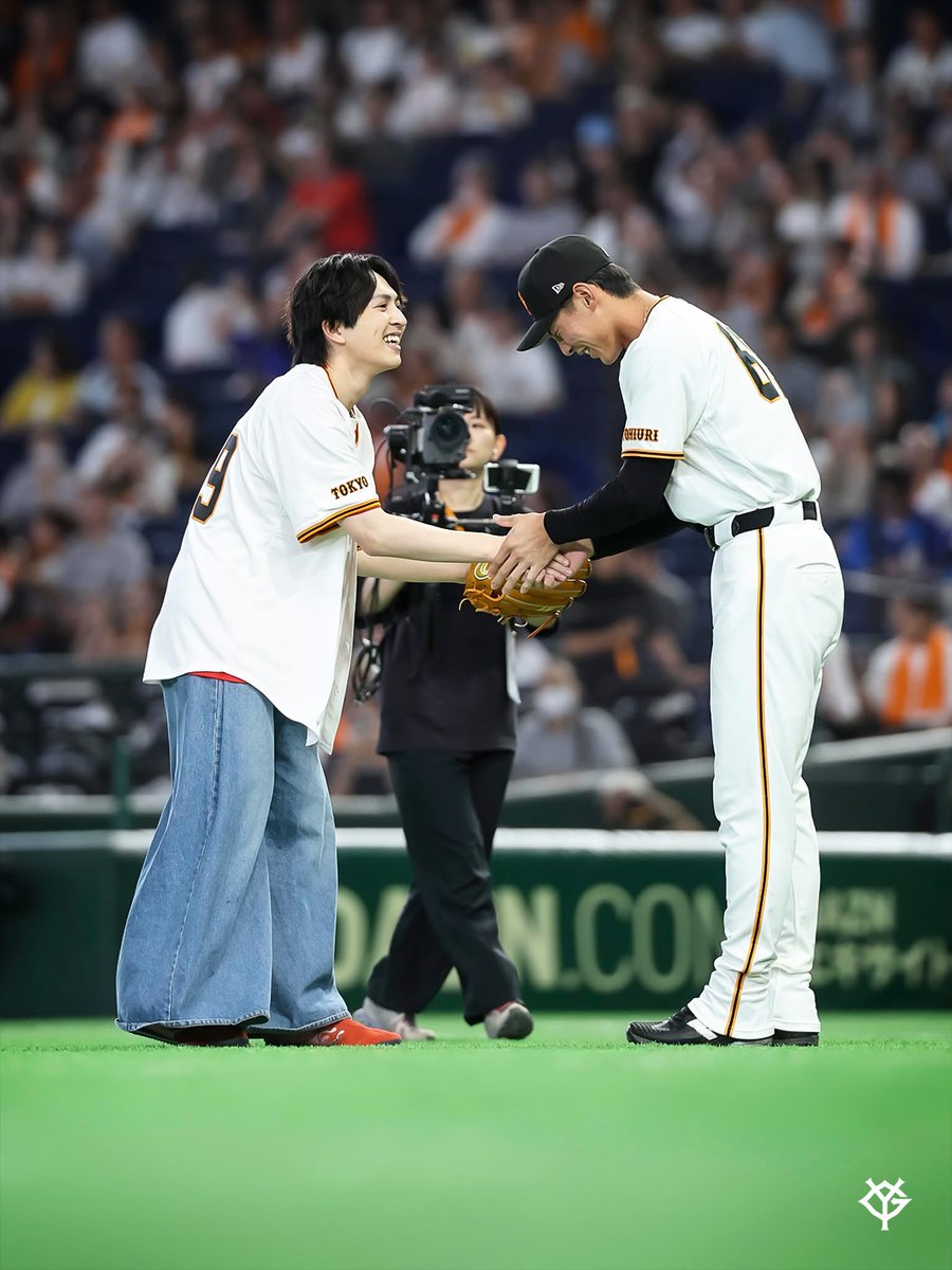 TokyoGiants's tweet photo. 9/19の中日戦は「日テレジータスデー」として開催しました✨

5人組ダンスボーカルグループ「M!LK」の #吉田仁人 さんがファーストピッチを務めました🥛 https://t.co/GbGyw3N62h