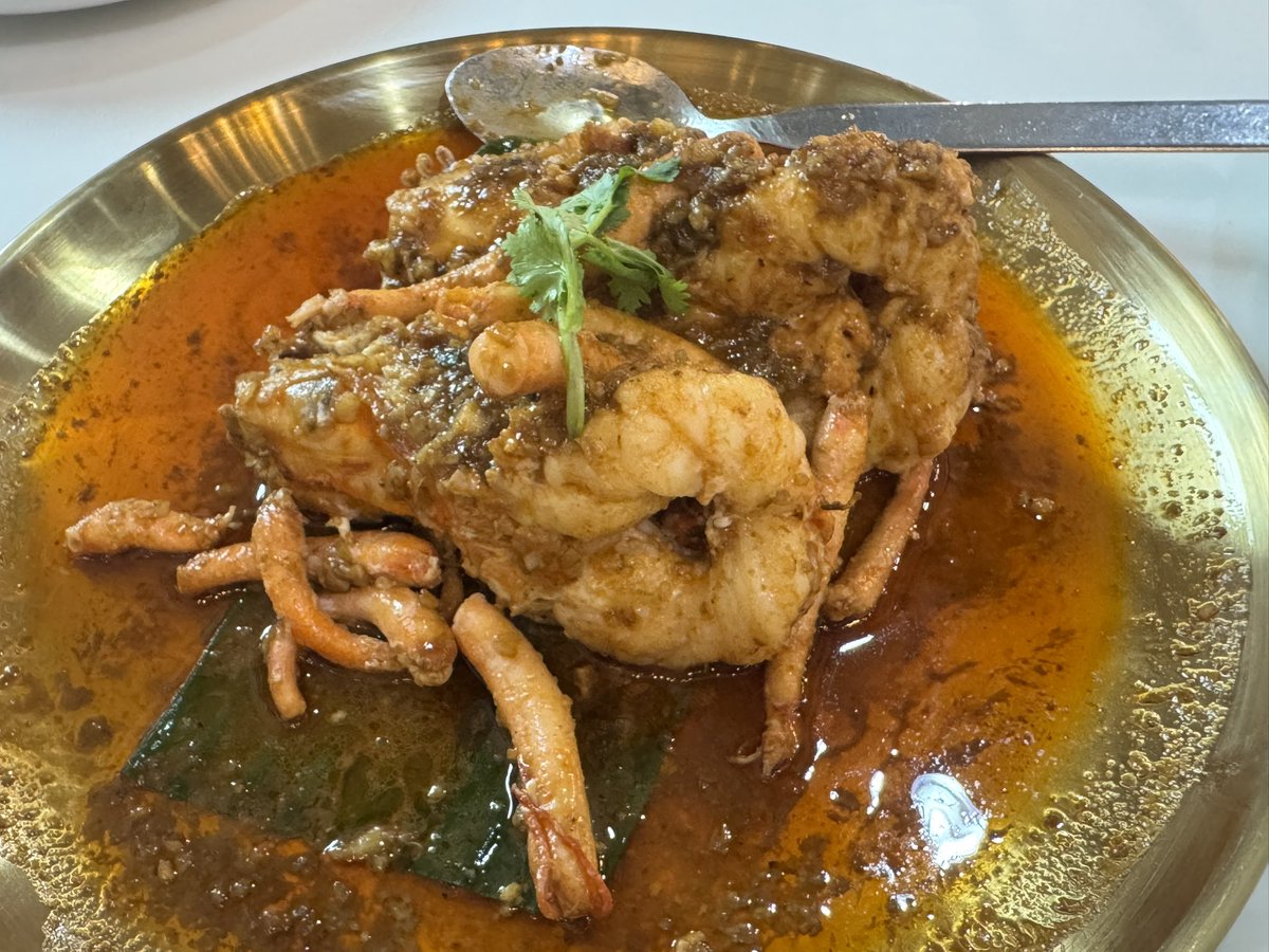 middle_half's tweet photo. จุ้งใหญ่นเรศวร 3ตัวโล ทอดเกลือ กินกับข้าวสวย https://t.co/aglj4uwEIl