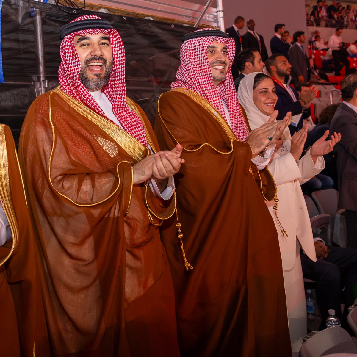 TeamSaudi's tweet photo. 📸| جانب من حضور سمو نائب رئيس اللجنة الأمير فهد بن جلوي، وعضو مجلس الإدارة الأمير فيصل بن بندر، وسعادة الرئيس التنفيذي الأمين العام الأستاذ @azizbaeshen88، وعضو مجلس الإدارة الأستاذة أضواء العريفي، حفل افتتاح دورة الألعاب الآسيوية العشرين #ناغويا2026 🇸🇦🇯🇵

#فريق_السعودية | #نشجعك 💚