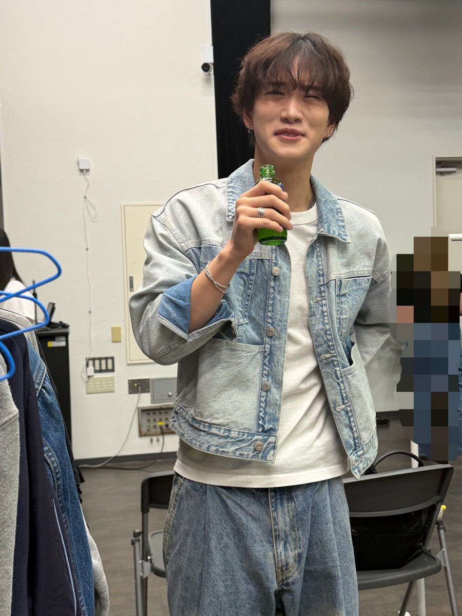 010426_r's tweet photo. 敬眞くんお腹すきながらの対応お疲れさまでした！話せば話すほど面白くて楽しすぎ🥲宝物たくさん増えたありがとう💞💞

なんか、キレートレモンを酸っぱがってる写真しかなくておかしい。可愛かった🍋 https://t.co/c8cGkSghny