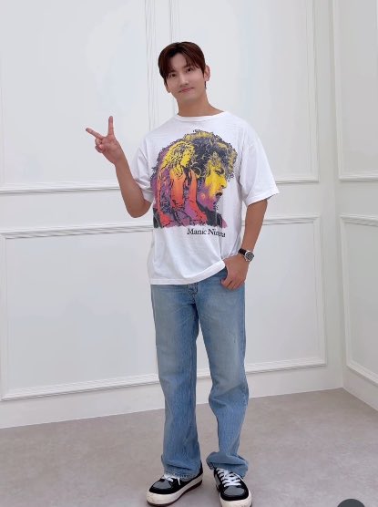homibo's tweet photo. ✌️(´＾Ｊ＾`)

✋(´＾Ｊ＾`)🤚

🫲( ¯•Ｊ•¯ )🫱 https://t.co/CTjkUxJipd