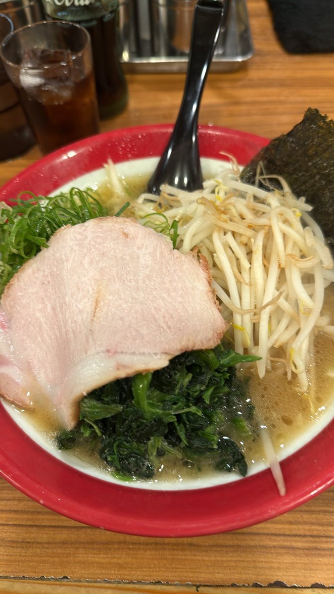 kensukebiz's tweet photo. ラーメン🍜 https://t.co/pYV7sEpYQM