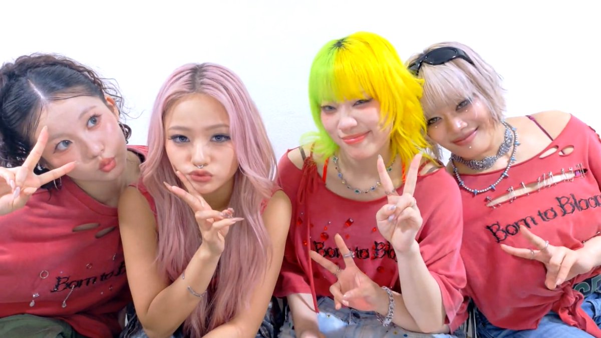 HANA__BRAVE's tweet photo. [🌹]
- HANA Official Fan Club -

9月16日, 17日
"Born to Bloom" 大阪城ホール公演
After Talk生配信アーカイブ公開中

▼HANA Official Fan Club
https://t.co/IwrBFTX8oZ

#HANA 
#BorntoBloom https://t.co/EKjnxtIWgs